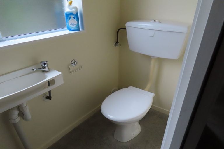 Photo of property in 40 Neeve Road, Taradale, Napier, 4112