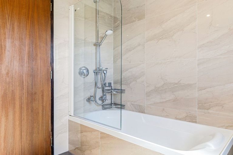 Photo of property in 2/45 Lochee Road, Upper Riccarton, Christchurch, 8041