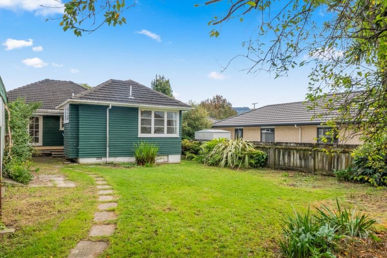 Photo of property in 25 Fraser Crescent, Elderslea, Upper Hutt, 5018