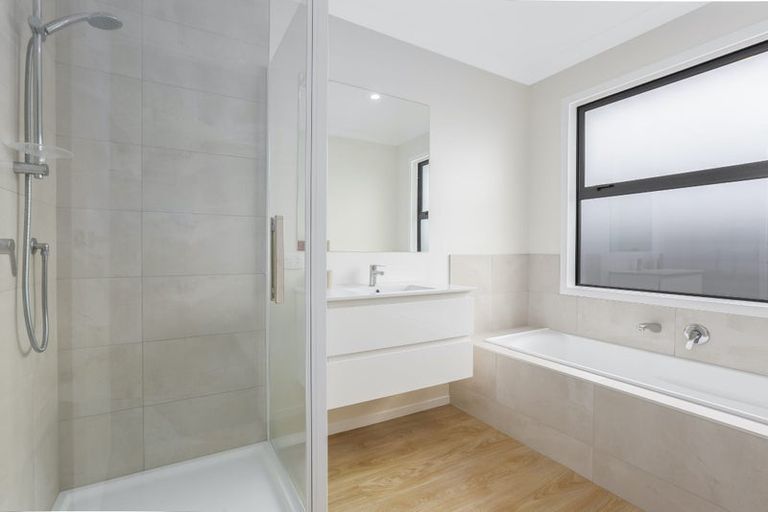 Photo of property in 3 Kaiaho Close, Aotea, Porirua, 5024