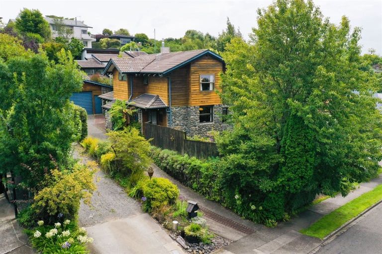 Photo of property in 16 Tokomaru Drive, Havelock North, 4130