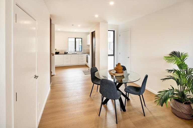 Photo of property in 8/323 Riverside Drive, Waterloo, Lower Hutt, 5011