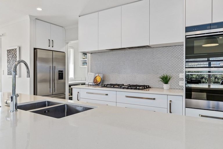 Photo of property in 46 Helen June Avenue, Flagstaff, Hamilton, 3210