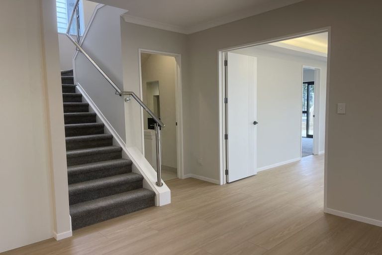 Photo of property in 219a Murphys Road, Flat Bush, Auckland, 2019