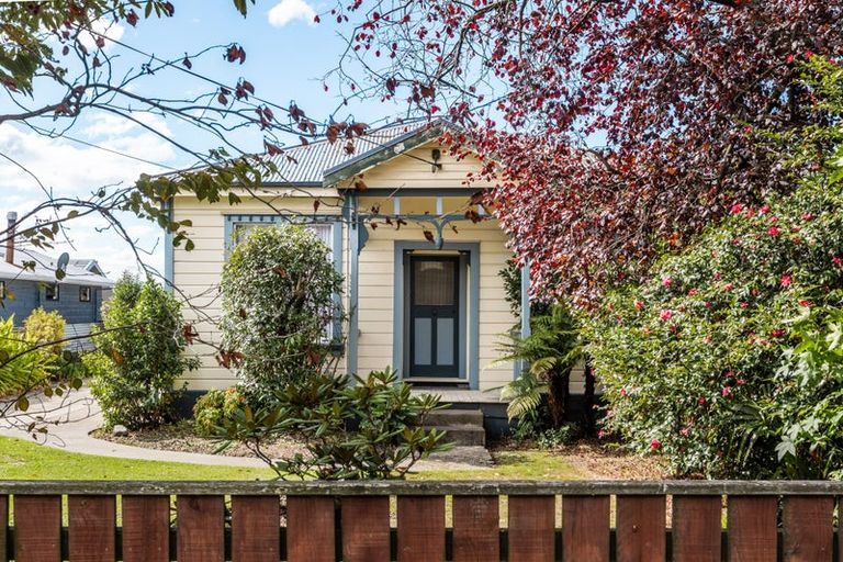 Photo of property in 18 Evenden Road, Tomoana, Hastings, 4120