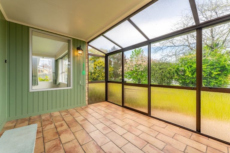 Photo of property in 65 Rhodes Street, Waimate, 7924