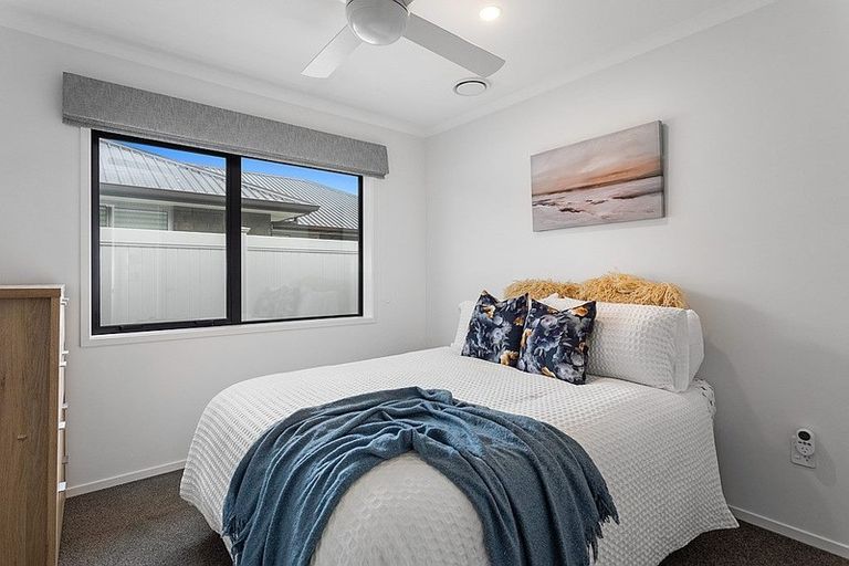 Photo of property in 1 Karearea Drive, Coastlands, Whakatane, 3120