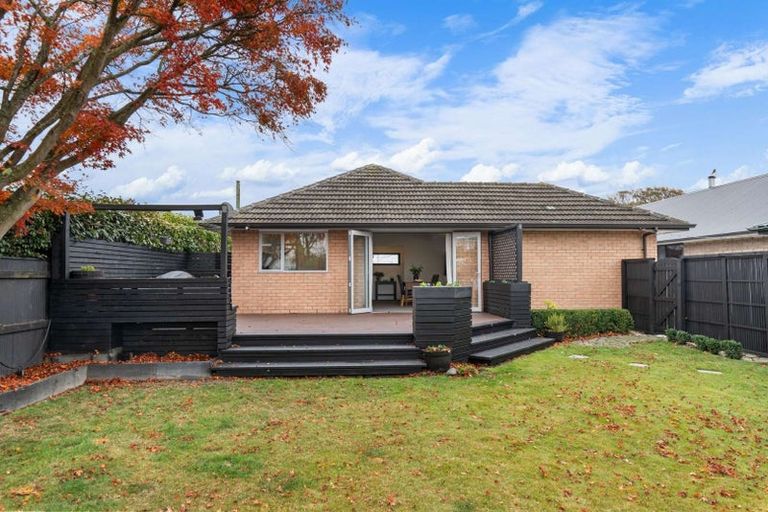 Photo of property in 14 Hudson Street, Bryndwr, Christchurch, 8053