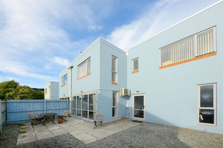 Photo of property in 64b Thackeray Place, Waltham, Christchurch, 8023