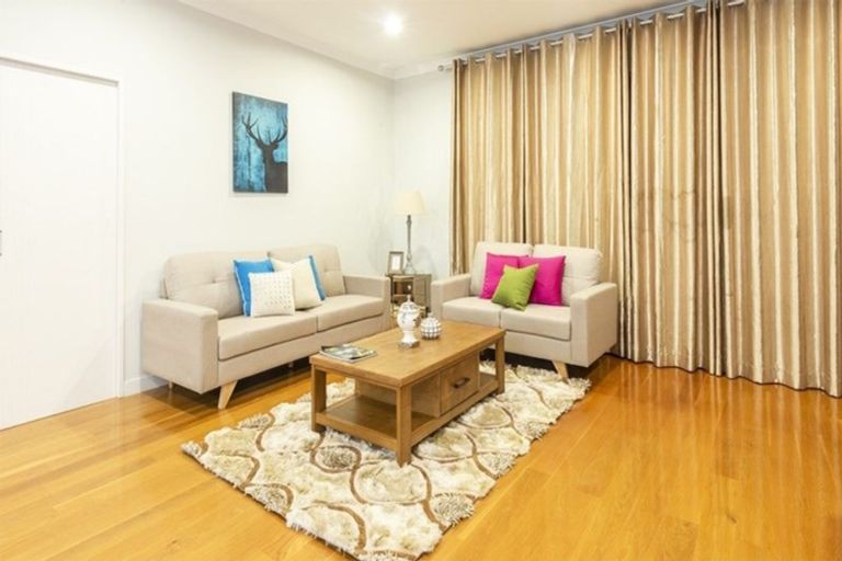 Photo of property in 4 Listack Drive, Flat Bush, Auckland, 2019