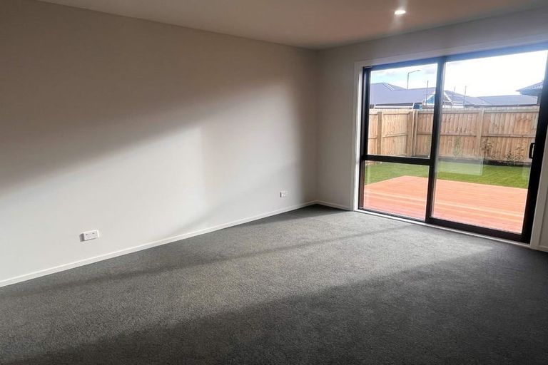 Photo of property in 35 Russell Lilley Drive, Rolleston, 7614