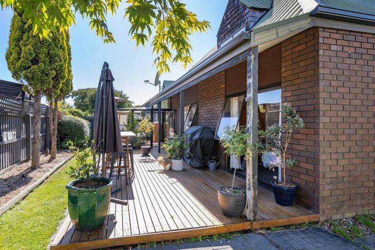 Photo of property in 31b Larch Place, Casebrook, Christchurch, 8051