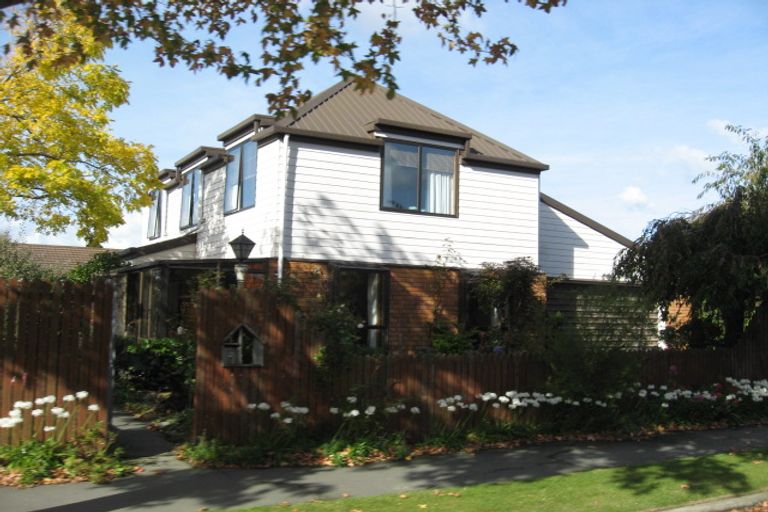 Photo of property in 2 Westmont Street, Ilam, Christchurch, 8041