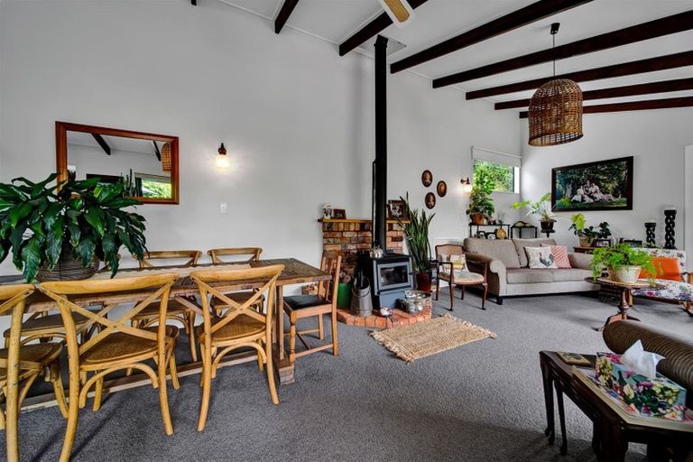 Photo of property in 37 Whakapaki Street, Urenui, 4375