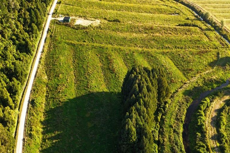Photo of property in 216 Kongahu Swamp Road, Little Wanganui, Karamea, 7893