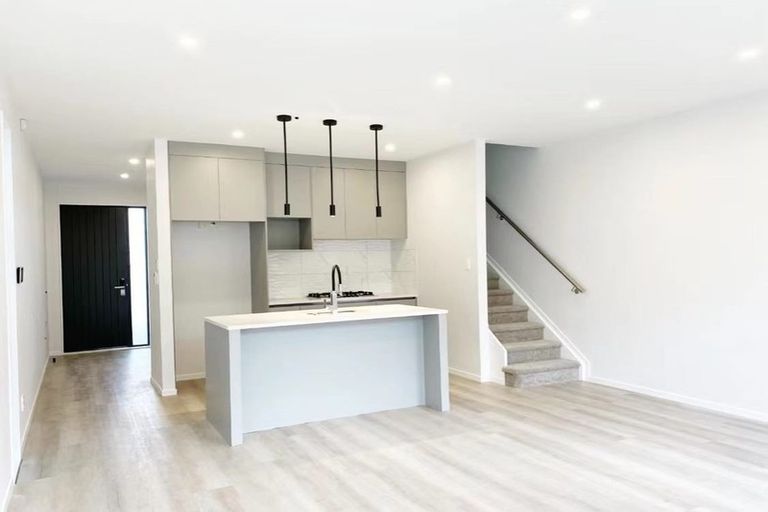 Photo of property in 71 Tahetoka Street, Westgate, Auckland, 0814