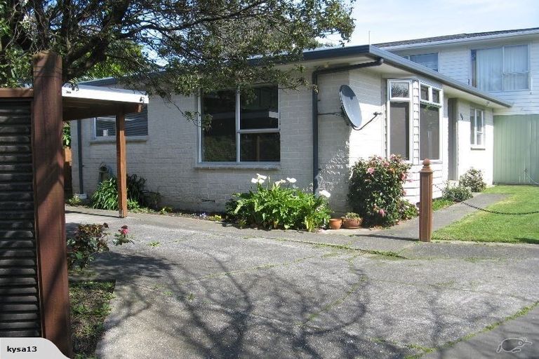 Photo of property in 98a Normandale Road, Normandale, Lower Hutt, 5010