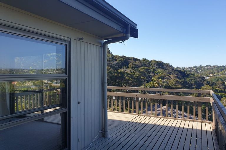 Photo of property in 38 Tree View Avenue, Glenfield, Auckland, 0629