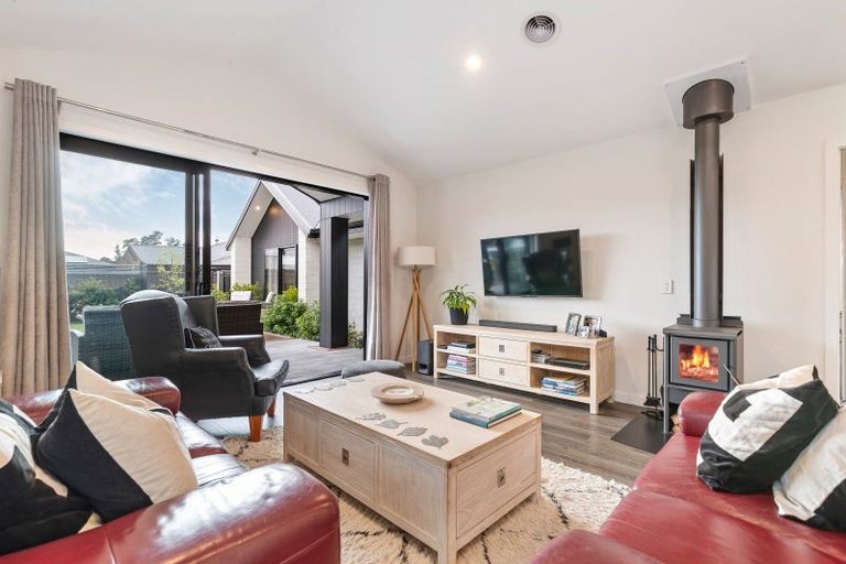 Photo of property in 19 Quigley Crescent, Cromwell, 9310