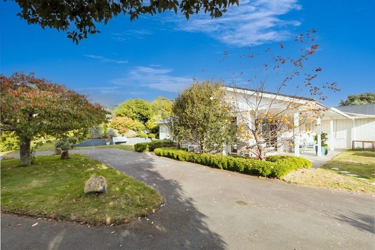 Photo of property in 48 Moana Road, Paraparaumu, 5032