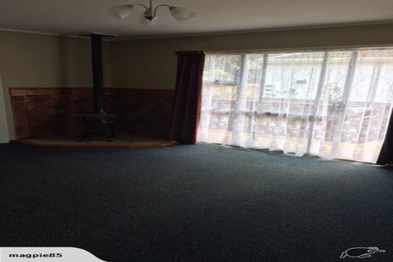Photo of property in 10 Dakota Avenue, Beach Haven, Auckland, 0626