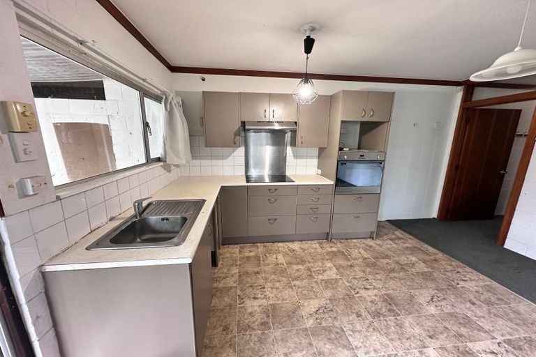 Photo of property in 17 Rosecamp Road, Beach Haven, Auckland, 0626