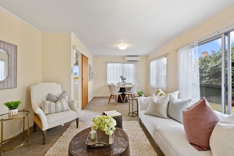 Photo of property in 5/116a Mokoia Road, Chatswood, Auckland, 0626