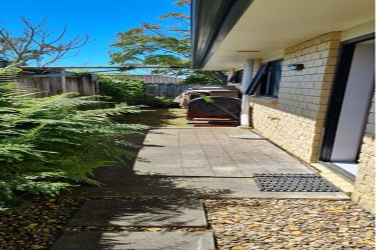 Photo of property in 22 Ranchod Terrace, Pukekohe, 2120