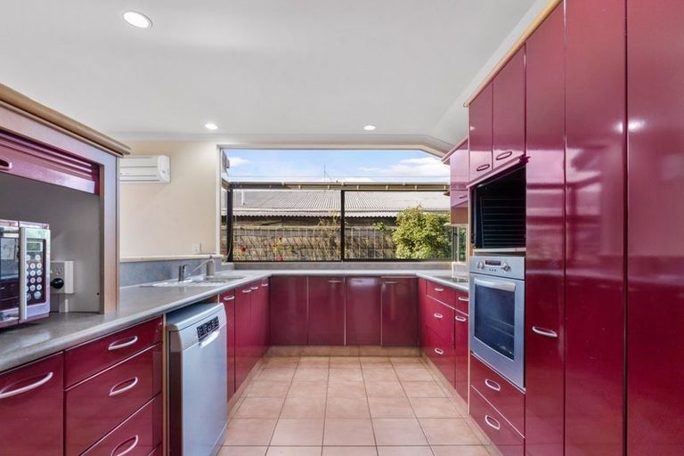 Photo of property in 12 Karina Crescent, Redwoodtown, Blenheim, 7201