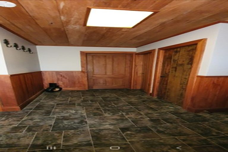 Photo of property in 27 George Street, Eltham, 4322