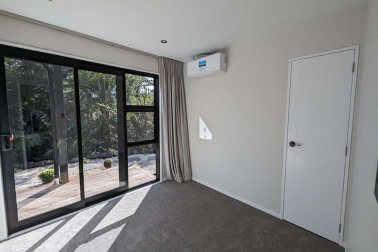 Photo of property in 8 Henry Blyth Lane, Greenhithe, Auckland, 0632