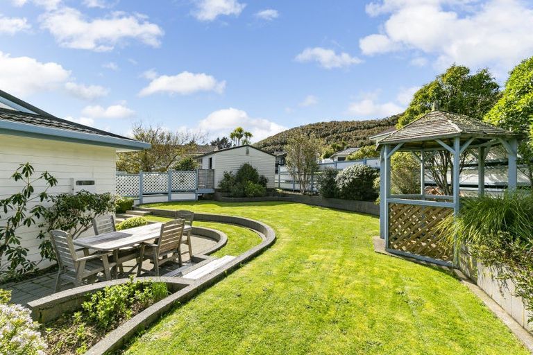 Photo of property in 94 Montgomery Avenue, Karori, Wellington, 6012