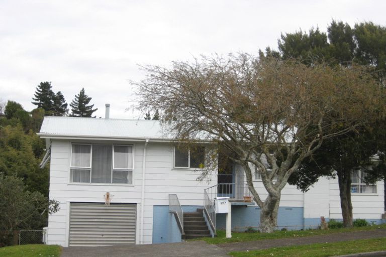 Photo of property in 127-129 Pembroke Street, Westown, New Plymouth, 4310