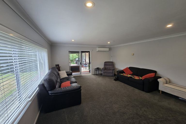 Photo of property in 6 Harvest Court, Paraparaumu, 5032