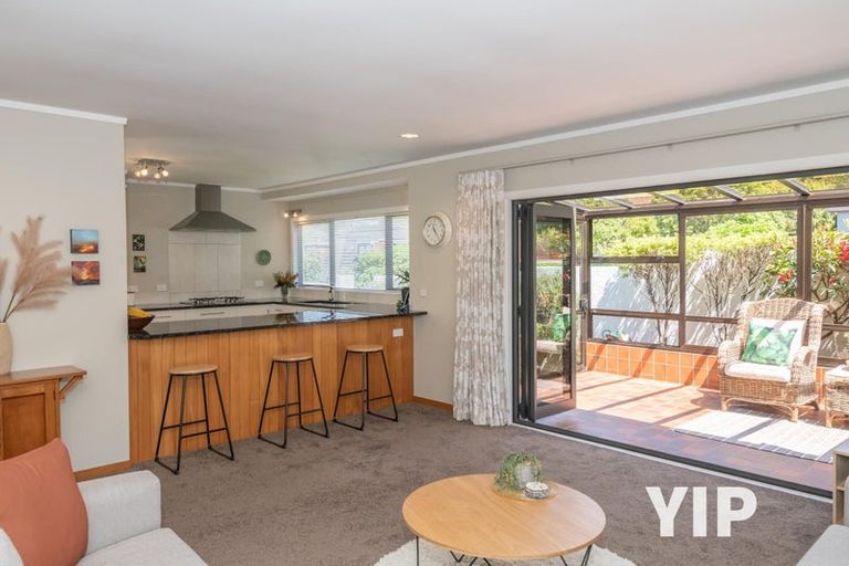 Photo of property in 8 Ramphal Terrace, Khandallah, Wellington, 6035