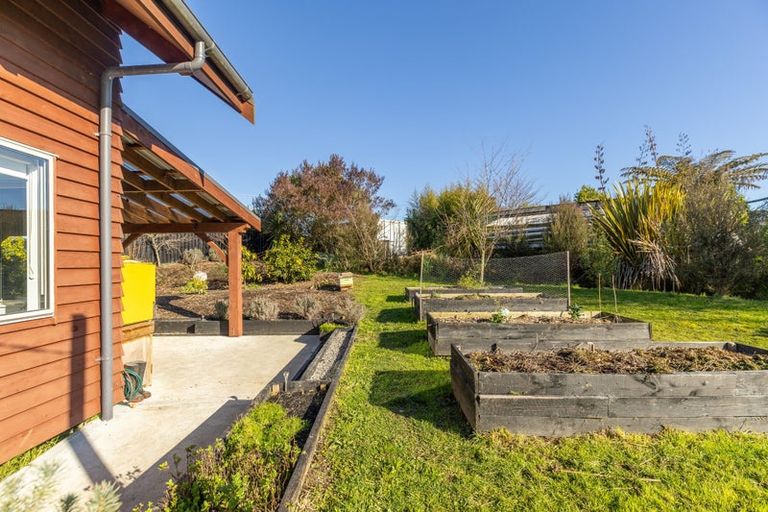 Photo of property in 6 Goddard Road, Tasman, Upper Moutere, 7173