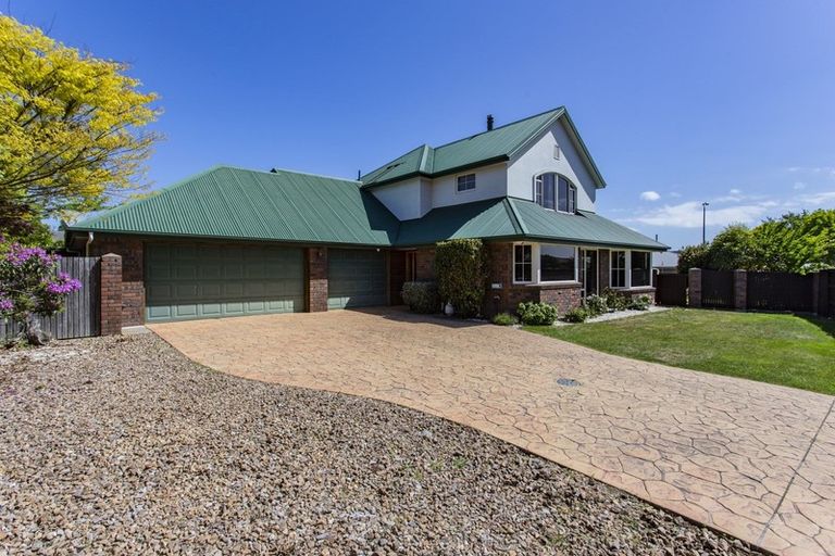 Photo of property in 20 Alpine View Lane, Parklands, Christchurch, 8083