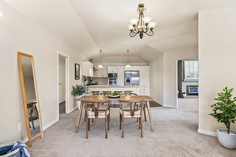 Photo of property in 8 Tarn Close, Pyes Pa, Tauranga, 3112