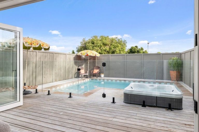 Photo of property in 1a Valley Road, Mount Maunganui, 3116