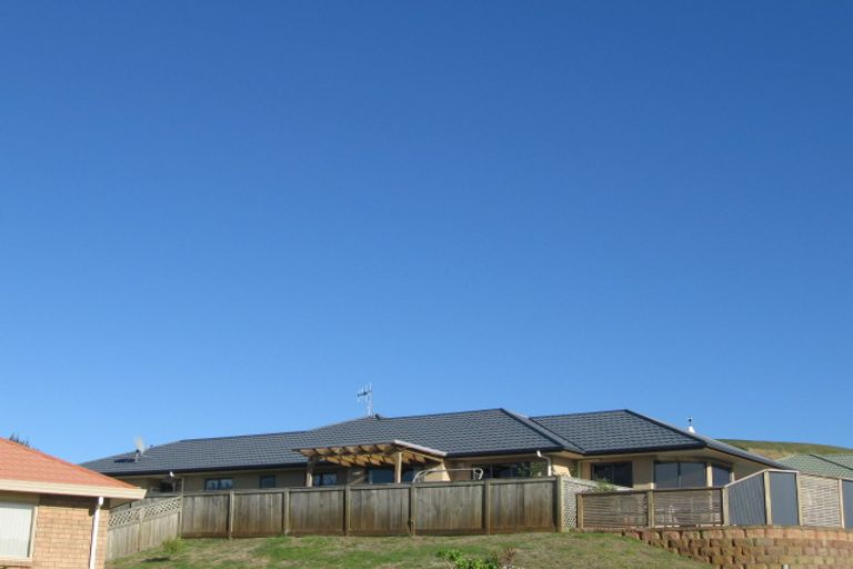 Photo of property in 29 Crown Hill, Paraparaumu, 5032