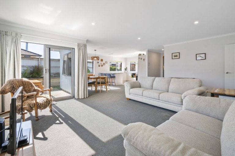 Photo of property in 9 Forbes Road, Foxton Beach, Foxton, 4815