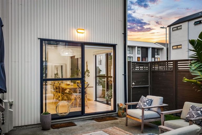 Photo of property in 38 Mapou Road, Hobsonville, Auckland, 0616