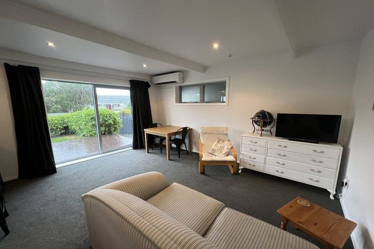 Photo of property in 24 Kaikoura Street, Maupuia, Wellington, 6022