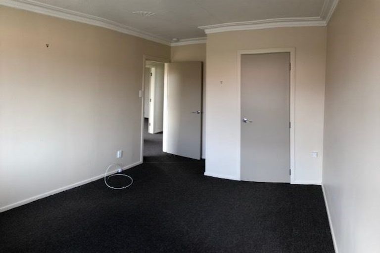 Photo of property in 15 Burns Street, Kew, Invercargill, 9812