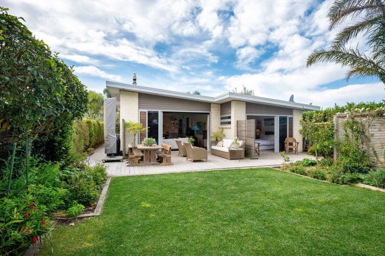 Photo of property in 42 Wellwood Terrace, Te Awanga, 4102