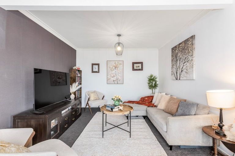 Photo of property in 19 City View Grove, Harbour View, Lower Hutt, 5010