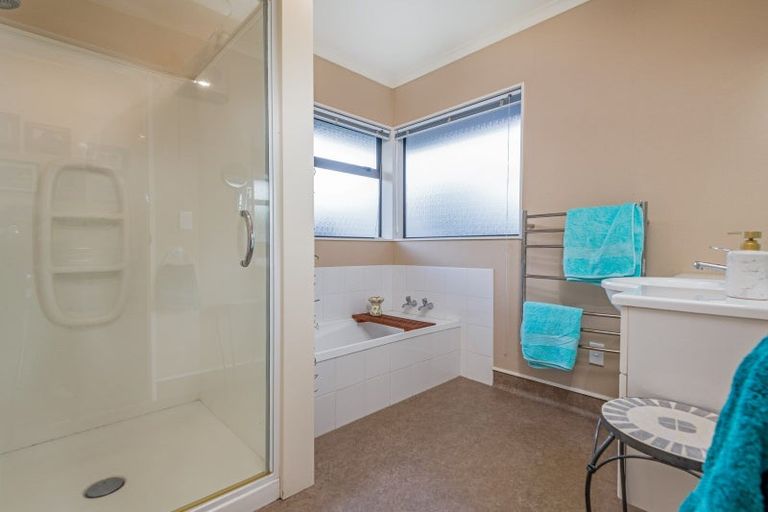 Photo of property in 202a Vogel Street, Roslyn, Palmerston North, 4414