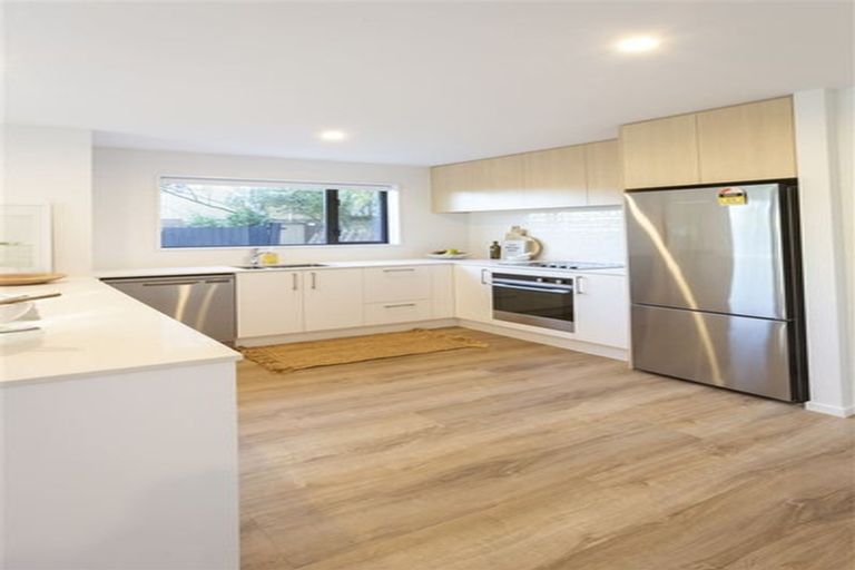 Photo of property in 1/11 Truscotts Road, Heathcote Valley, Christchurch, 8022