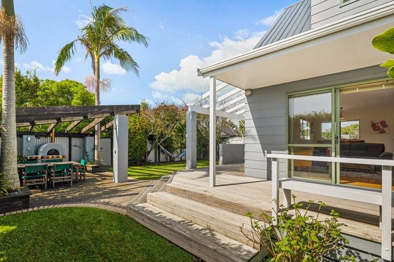 Photo of property in 12 Hereford Place, Waihi Beach, 3611