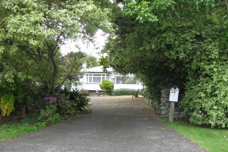 Photo of property in 9 Scott Avenue, Mangere Bridge, Auckland, 2022